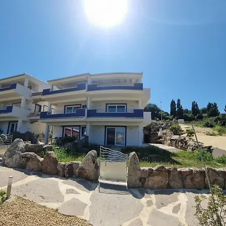 In Sardegna Con Giardino E Vista Mare Hébergement de vacances