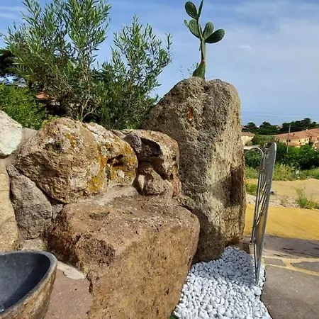 In Sardegna Con Giardino E Vista Mare