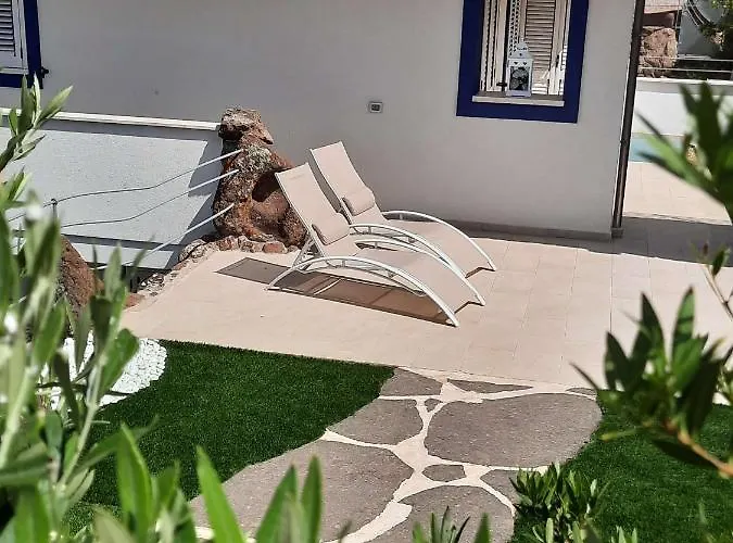 Feriehus In Sardegna Con Giardino E Vista Mare Castelsardo